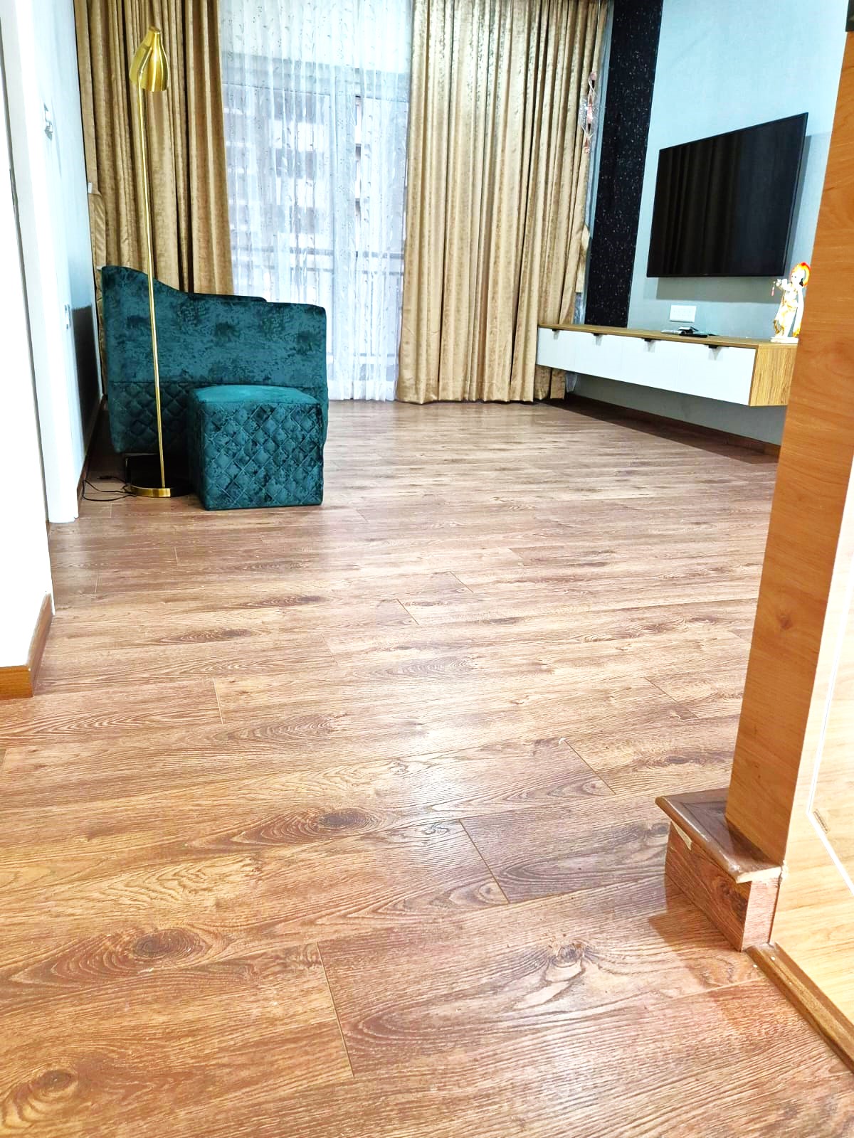 Laminated flooring